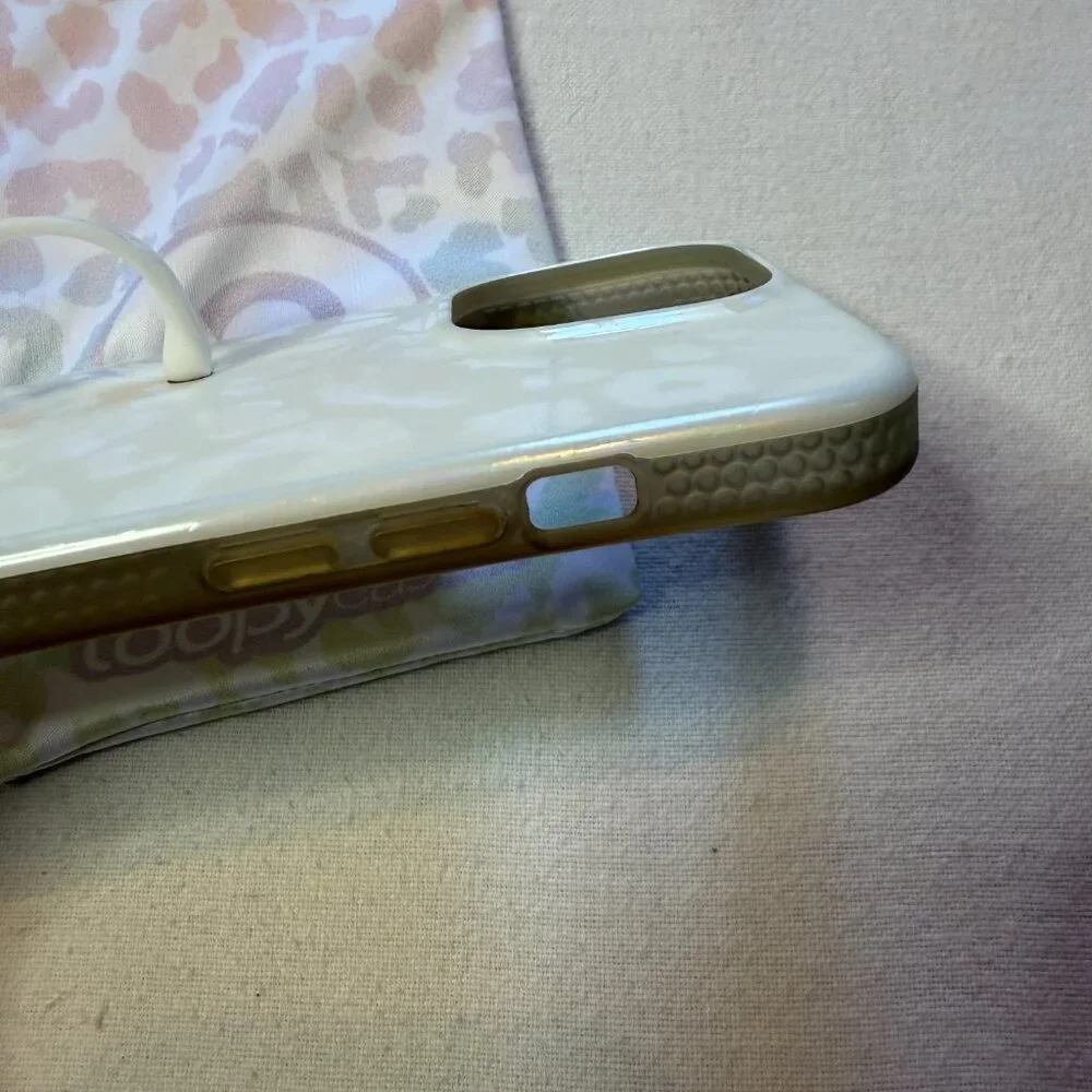 Loopy Case iPhone 11‎ Pro White Opal Leopard Righty with Bag